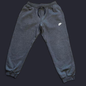 Nike AW77 cuffed fleece pants